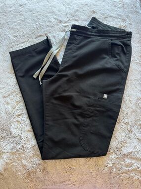 Figs Yola. Size small